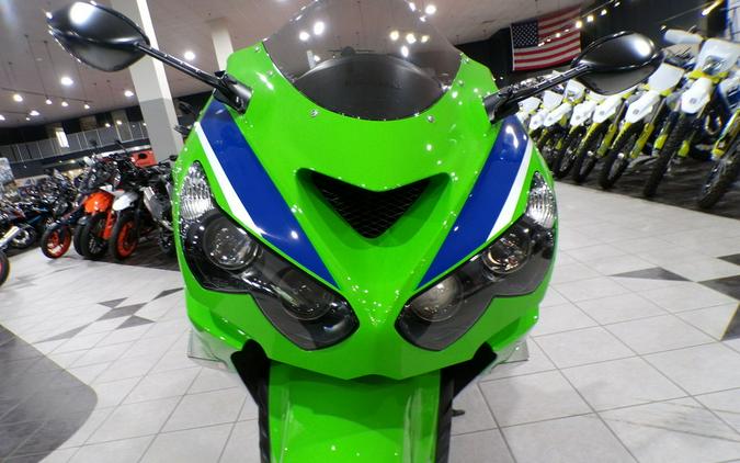 2024 Kawasaki Ninja® ZX™-14R 40th Anniversary Edition ABS