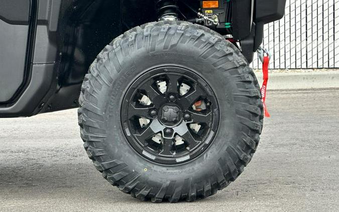 2026 Can-Am® SSV DEF XTCAB 65 HD11 BK HB 26 XT CAB HD11