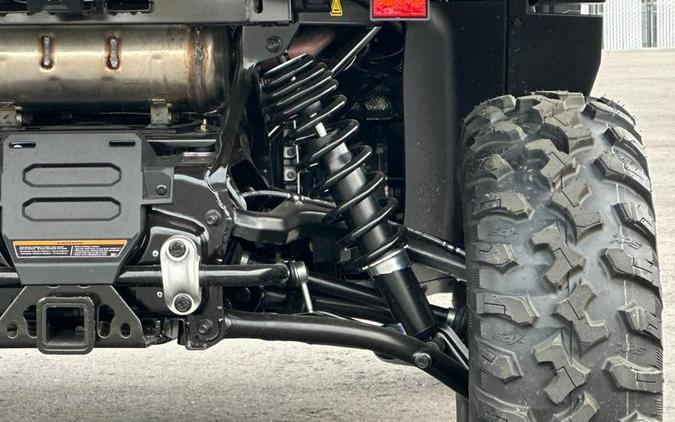 2026 Can-Am® SSV DEF XTCAB 65 HD11 BK HB 26 XT CAB HD11