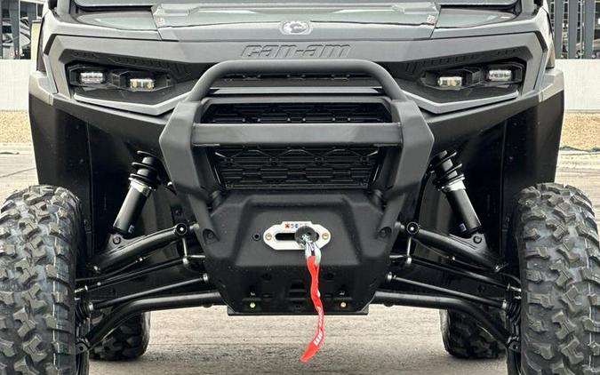 2026 Can-Am® SSV DEF XTCAB 65 HD11 BK HB 26 XT CAB HD11