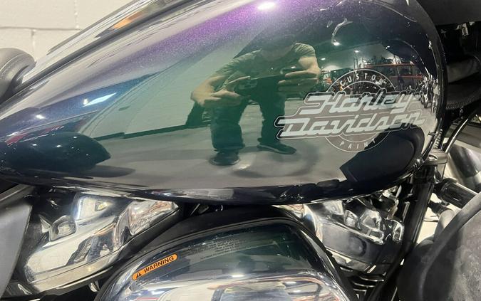 2021 Harley-Davidson® Tri Glide® Ultra Snake Venom FLHTCUTG