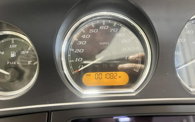 2021 Harley-Davidson® Tri Glide® Ultra Snake Venom FLHTCUTG