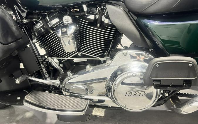 2021 Harley-Davidson® Tri Glide® Ultra Snake Venom FLHTCUTG
