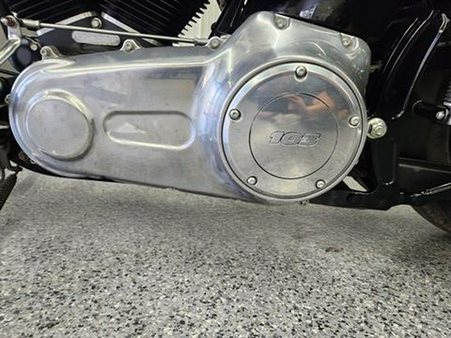 2017 Harley-Davidson Softail Slim®