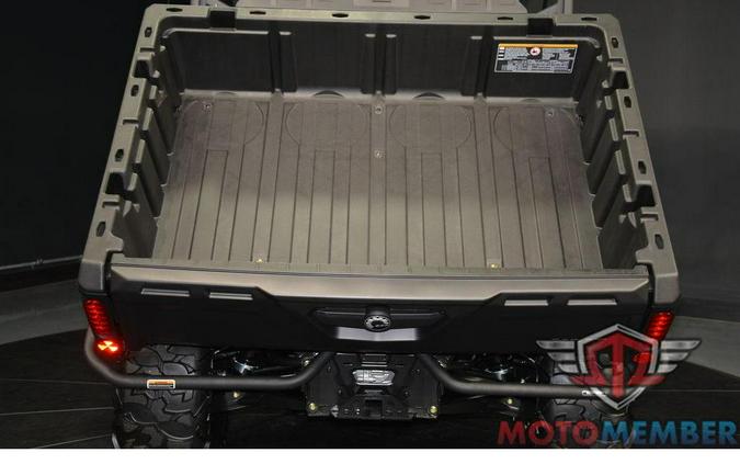2025 Can-Am Defender DPS HD9 Stealth Black