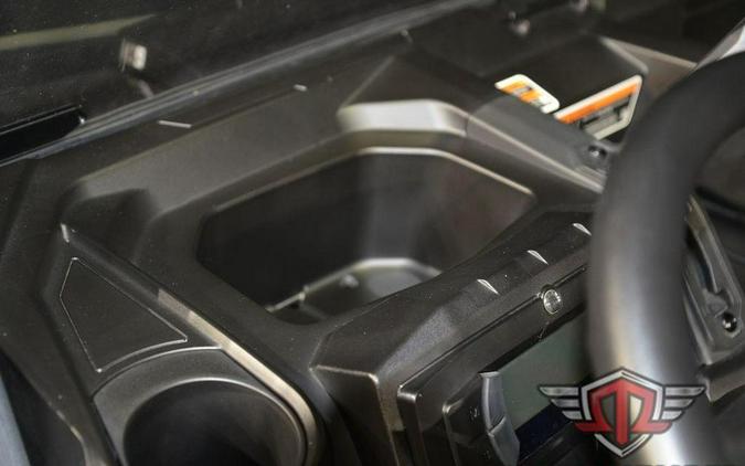 2025 Can-Am Defender DPS HD9 Stealth Black