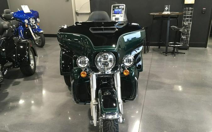 2024 Harley-Davidson FLHTCUTG - Tri Glide Ultra