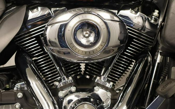 2009 Harley-Davidson® FLHTCU - Ultra Classic® Electra Glide®