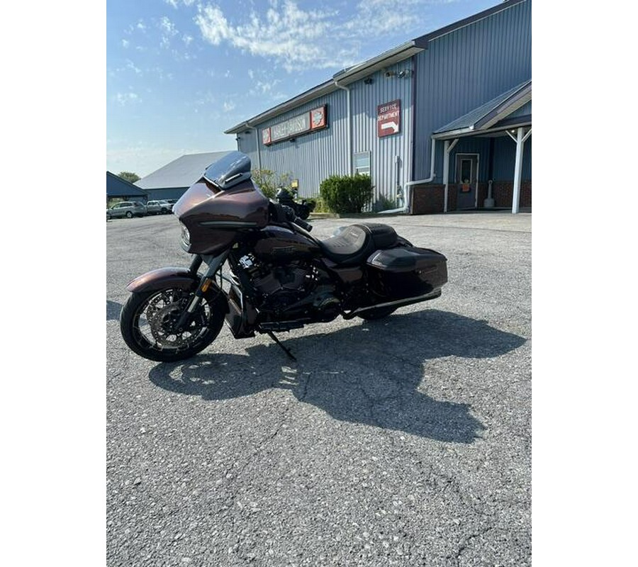 2024 Harley-Davidson® CVO™ Street Glide® Copperhead