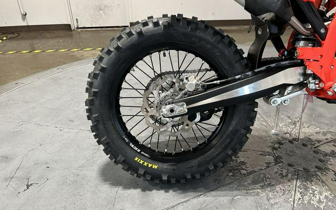 2027 BETA RR X-Pro 300 2-Stroke