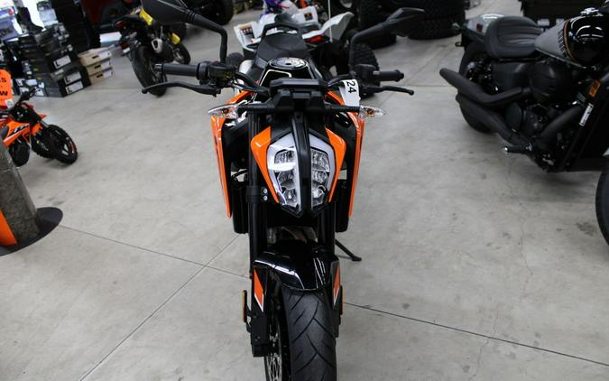 2024 KTM 790 Duke