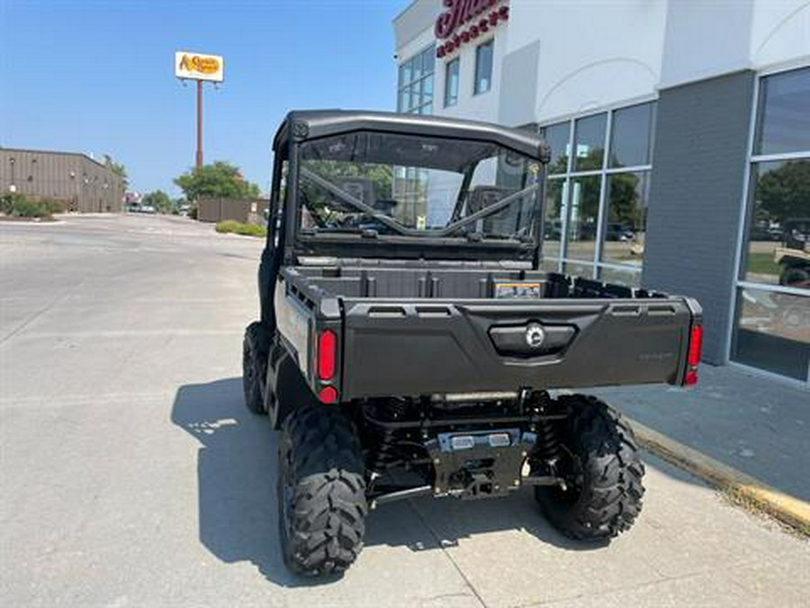 2024 Can-Am Defender XT HD10