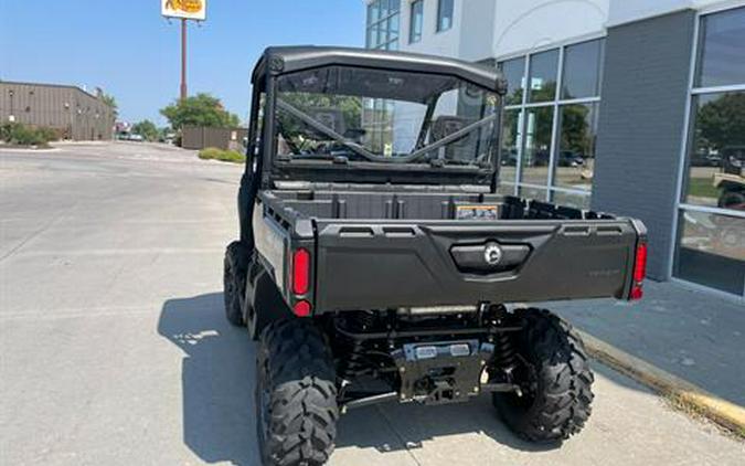 2024 Can-Am Defender XT HD10