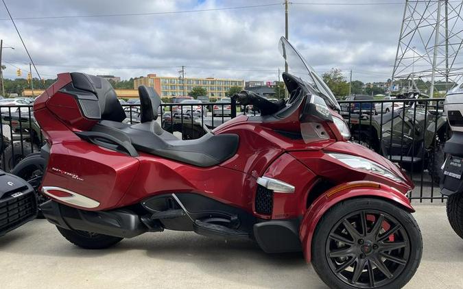 2015 Can-Am® Spyder® RT-S 6-Speed Semi-Automatic (SE6)