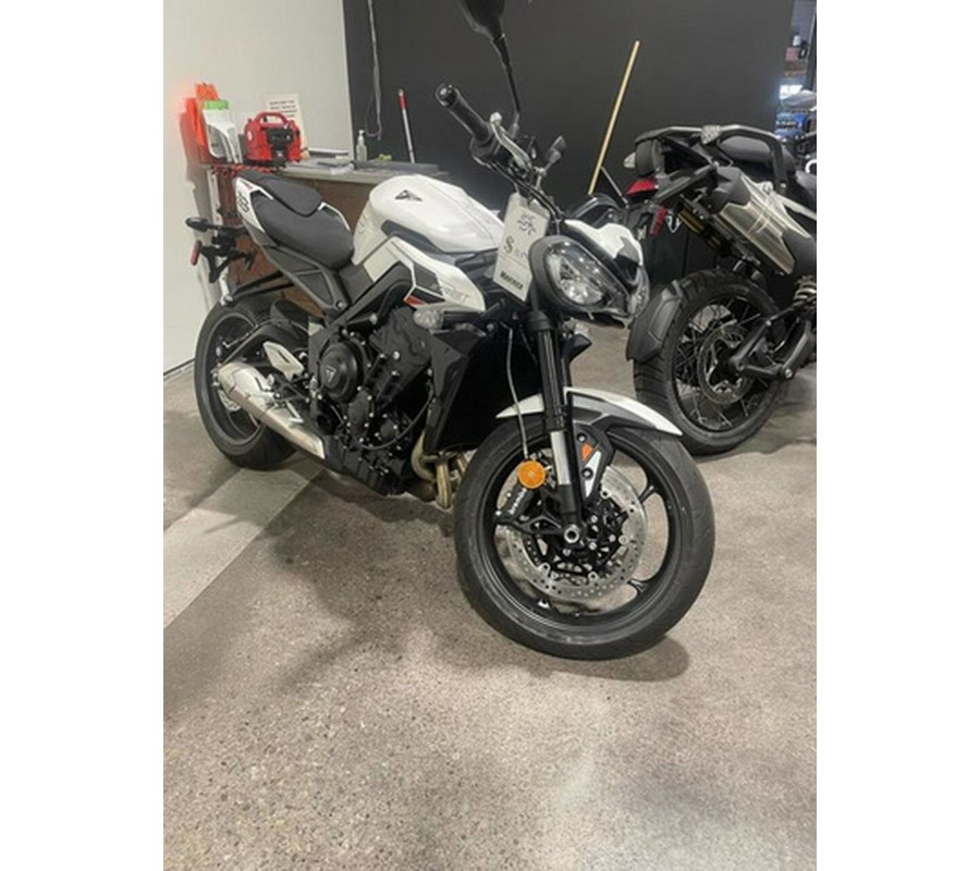 2025 Triumph Street Triple 765 R Pure White