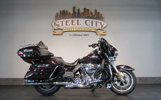 2014 Harley-Davidson® FLHTCU - Electra Glide® Ultra Classic®