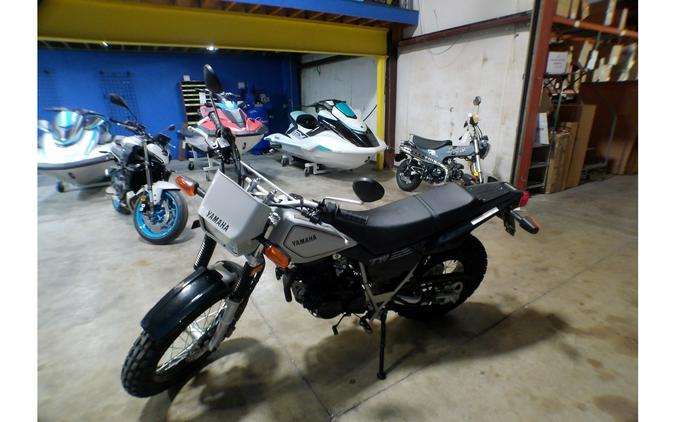 2026 TW200 - Yamaha