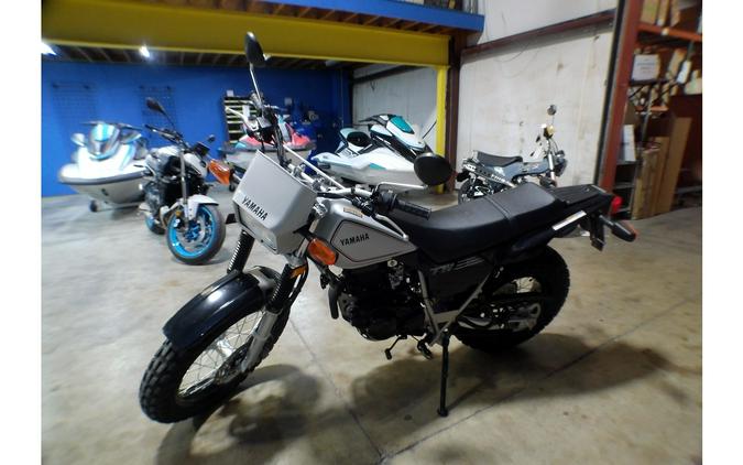 2026 TW200 - Yamaha