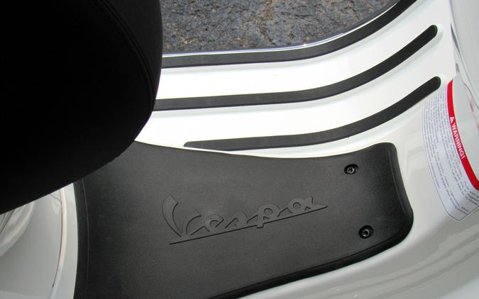 2027 Vespa GTS 310 Super