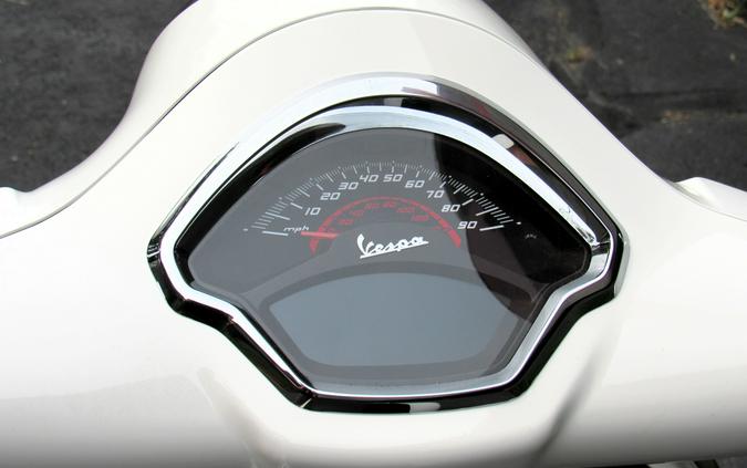 2027 Vespa GTS 310 Super