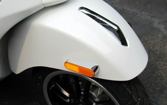 2027 Vespa GTS 310 Super