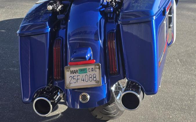 2020 Harley-Davidson® CVO™ Limited Moonlight Blue & Deep Sea Blue