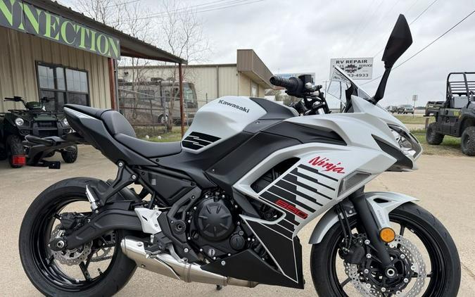 2026 Kawasaki Ninja® 650 ABS