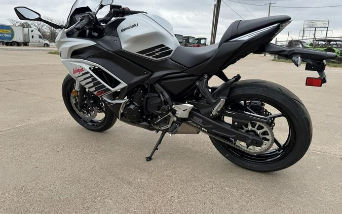 2026 Kawasaki Ninja® 650 ABS