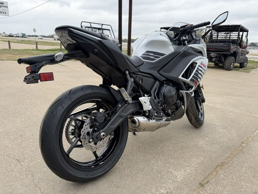 2026 Kawasaki Ninja® 650 ABS