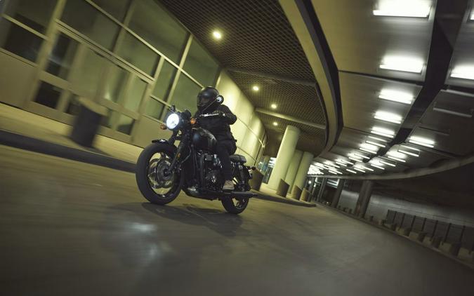 2027 Triumph Bonneville T120 Black
