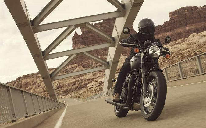 2027 Triumph Bonneville T120 Black