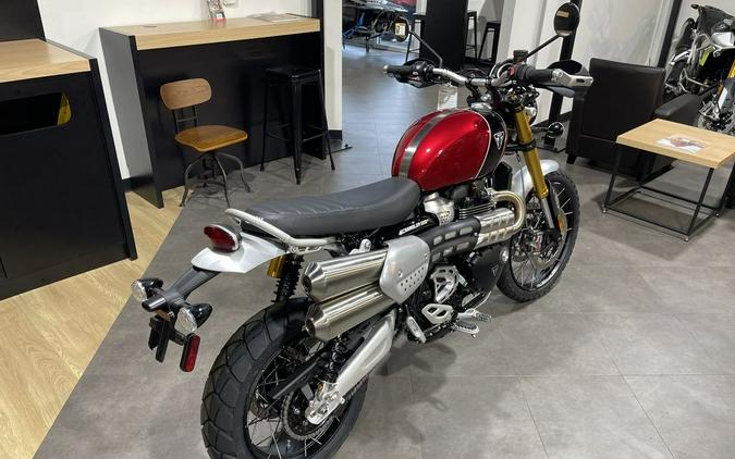 2023 Triumph Scrambler 1200 XE Carnival Red / Jet Black