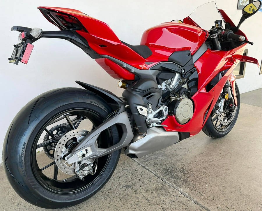 2026 Ducati PANIGALE V4