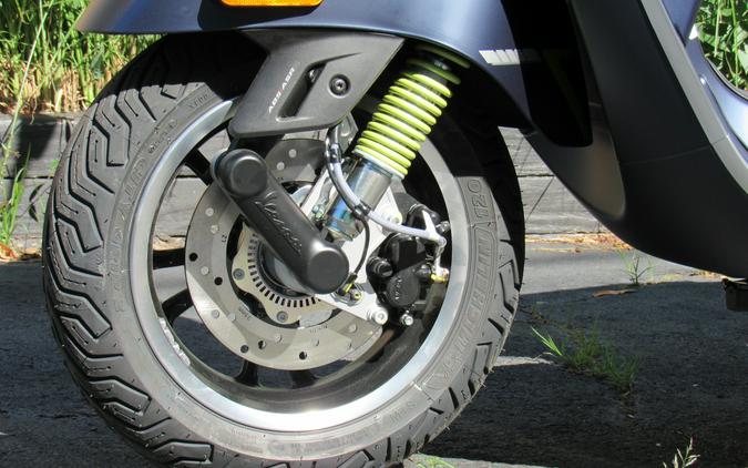 2027 Vespa GTS 310 SuperTech