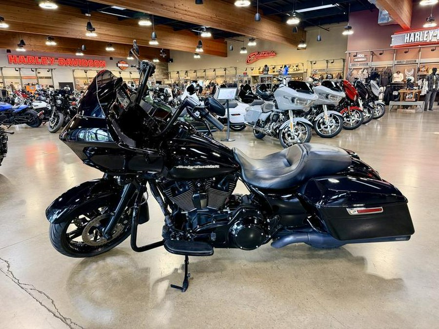 FLTRX 2016 Road Glide®