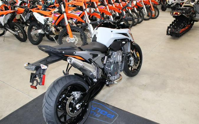 2024 KTM 790 Duke