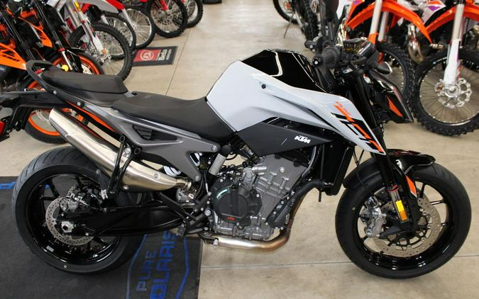 2024 KTM 790 Duke