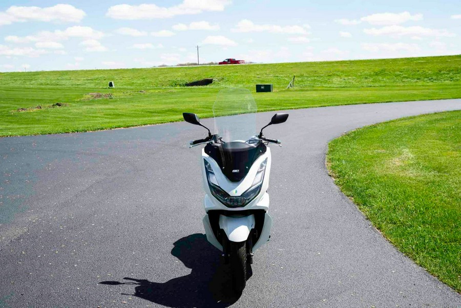 2022 Honda PCX150 ABS