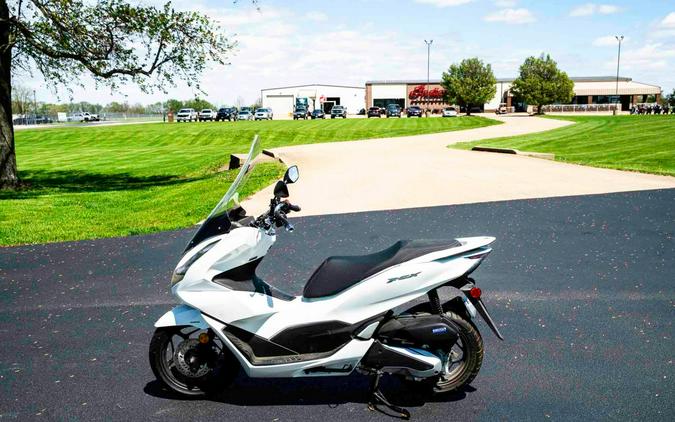 2022 Honda PCX150 ABS