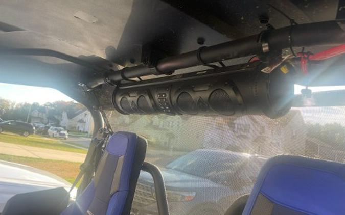 2023 Yamaha Wolverine RMAX2 1000 Sport