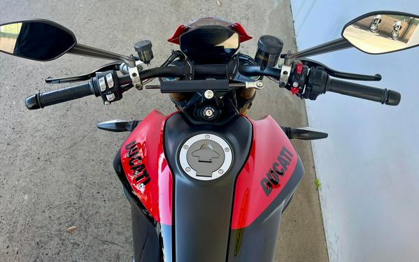2026 Ducati MONSTER SP