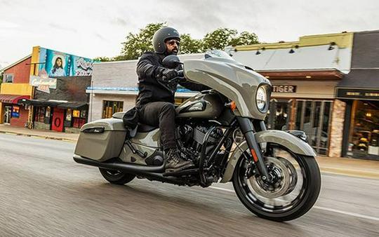 2023 Indian CHIEFTAIN DARK HORSE, RUBY SMOKE , 49ST Dark Horse Dark Horse