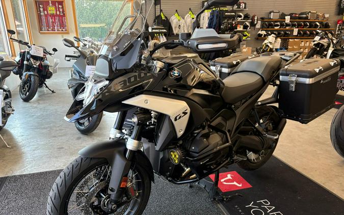 2026 BMW Motorrad R 1300 GS Blackstorm Metallic