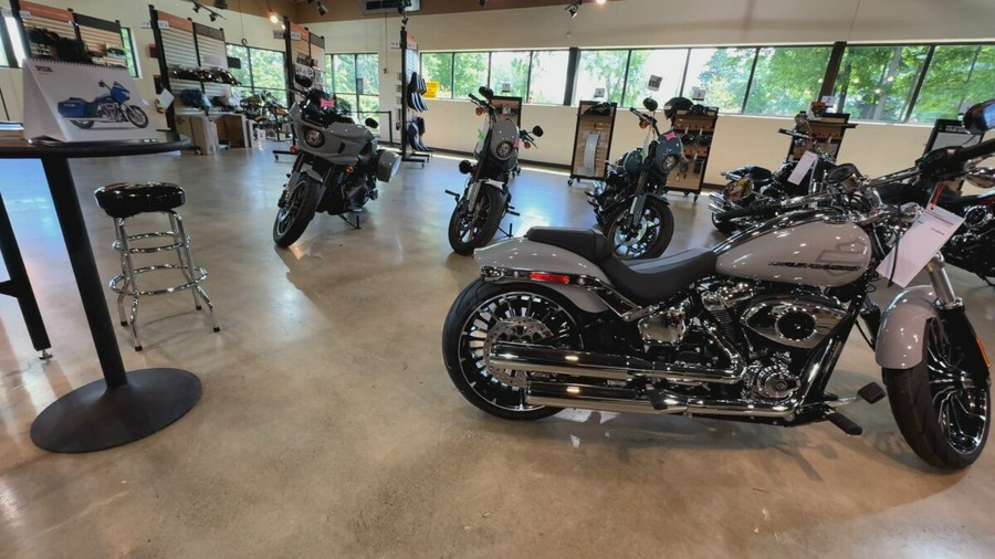 2025 Harley-Davidson® Breakout®