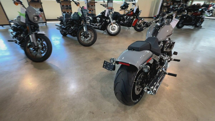 2025 Harley-Davidson® Breakout®