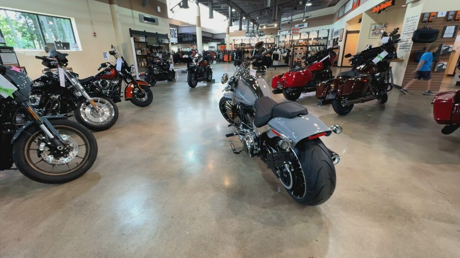 2025 Harley-Davidson® Breakout®