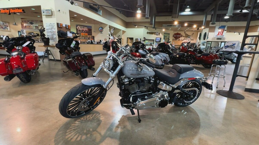2025 Harley-Davidson® Breakout®