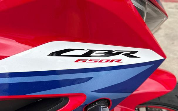 2026 Honda CBR650R E-Clutch