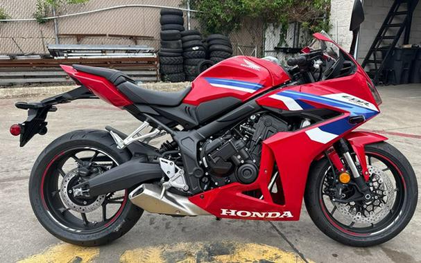 2026 Honda CBR650R E-Clutch