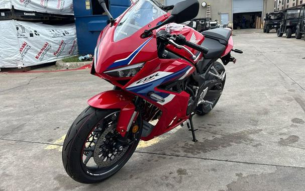 2026 Honda CBR650R E-Clutch